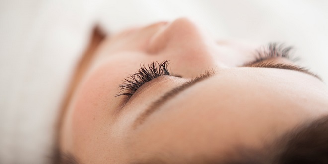 Avoid touching or tugging lashes after eye conditioner.